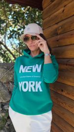 Yeşil Beyaz Yazılı Sweatshirt