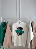 Beyaz Yazılı Sweatshirt