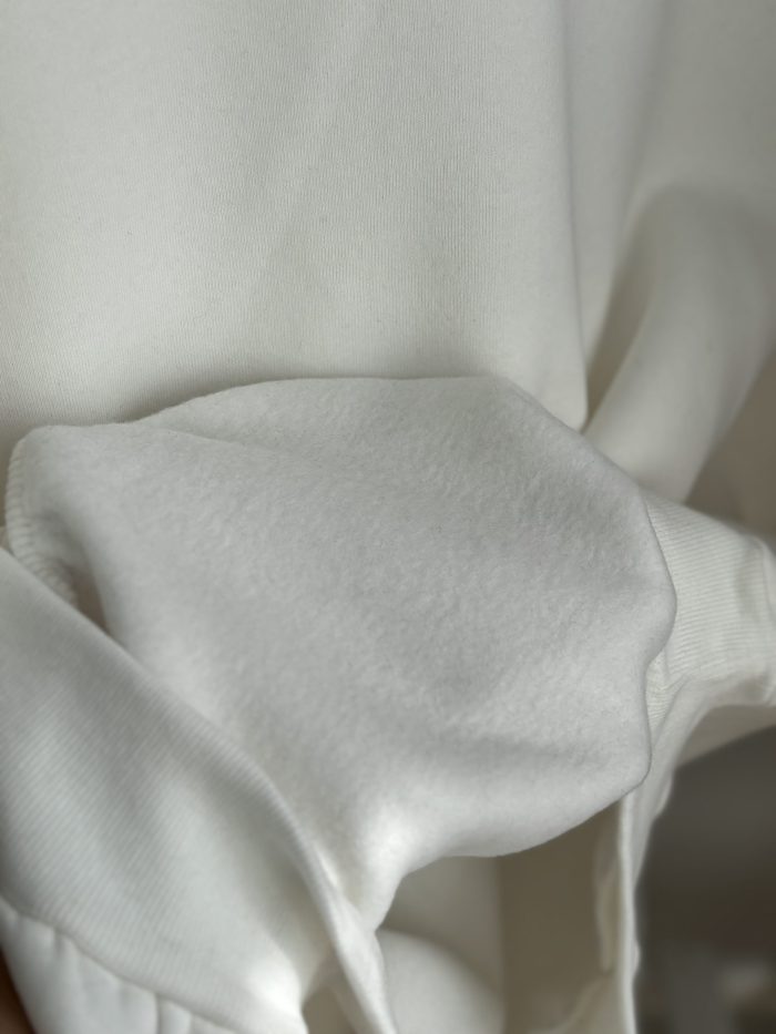 Beyaz Yazılı Sweatshirt