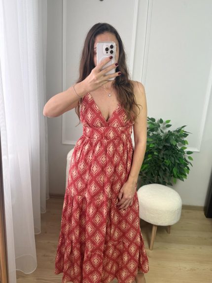 Talia Elbise